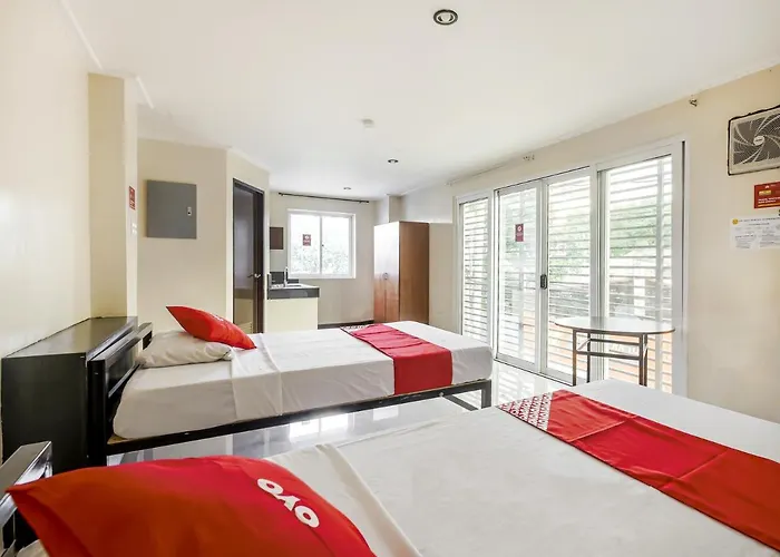 Oyo 842 City Smiles Apartelle